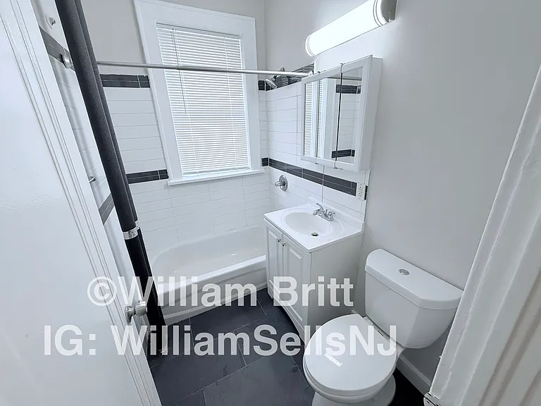 266 Beech St #31 — Photo 7