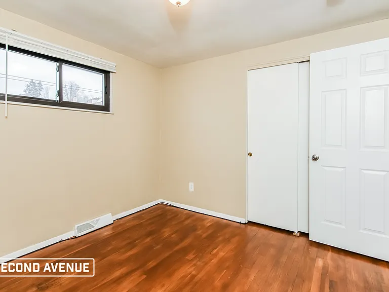 11556 McKee Rd — Photo 7
