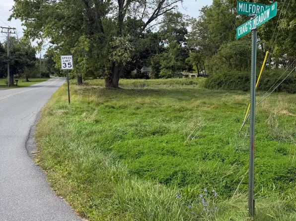 Craigs Meadow Rd, East Stroudsburg, PA 18301