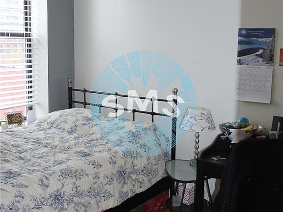 5th image of 1009 50th Ave APT 3