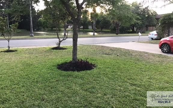 3rd image of 655 Palo Verde Dr