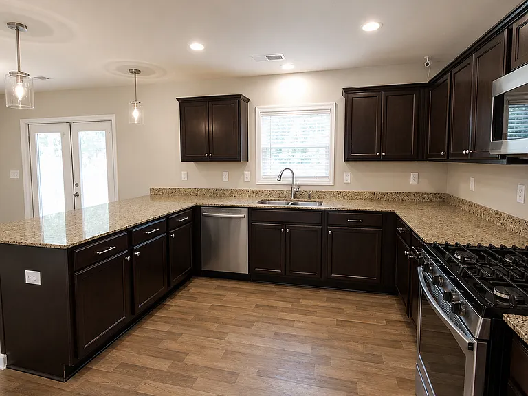250 Bent Holly Dr — Photo 6