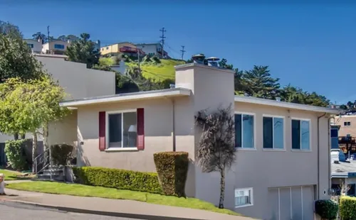 22 Robinson Dr Photo 1