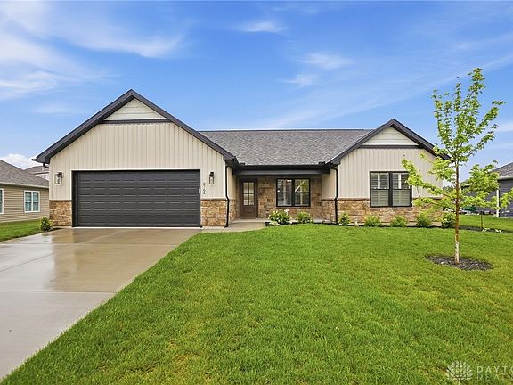 3rd image of 2765 Liette Dr