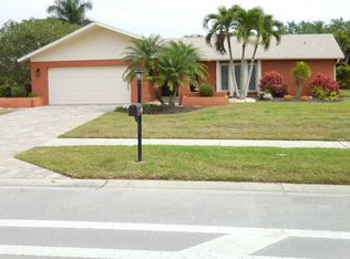 155 Saint Andrews Blvd, Naples, FL 34113