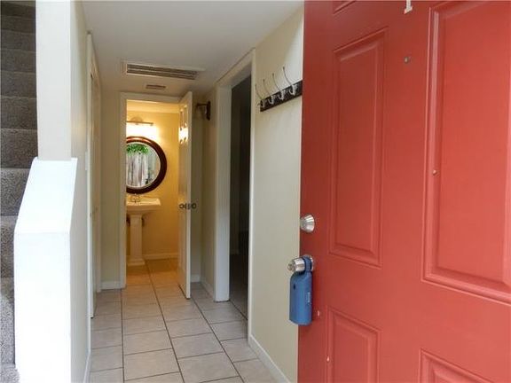 3rd image of 1128 Hollow Creek Dr APT 1