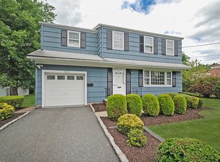 11 Distler Ave, West Caldwell, NJ 07006