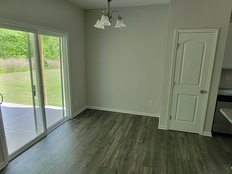 147 Diploma Dr — Photo 10