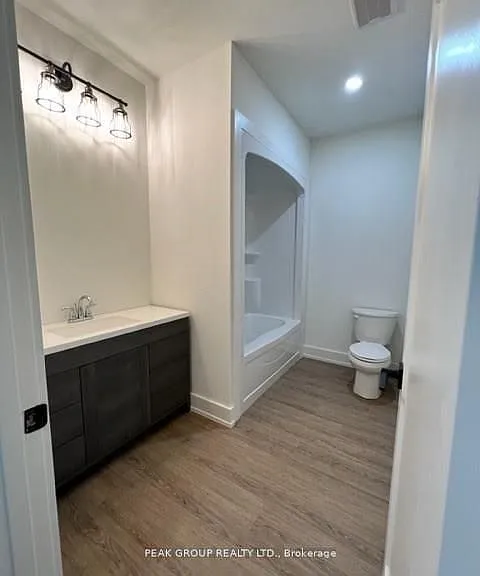 4590 Lee Ave — Photo 17