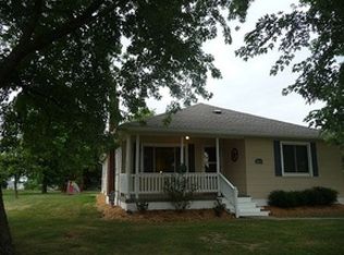 10416 Old Us Highway 54, New Bloomfield, MO 65063