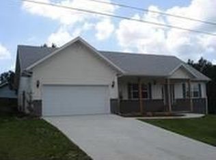 203 Kiier Ct, Branson, MO 65616