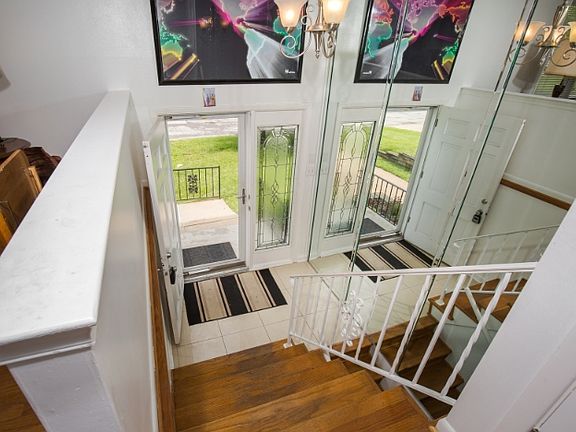 5th image of 4702 Don Ron Dr