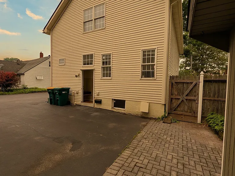 23 Martin St — Photo 30