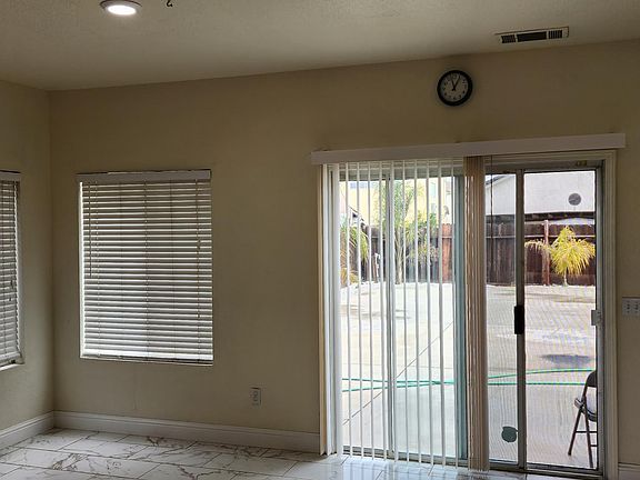 5th image of 4844 E West S Woods Blvd