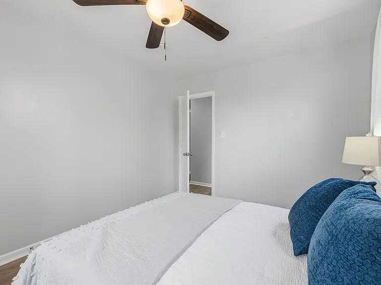 204 Webster St NE #1 — Photo 20