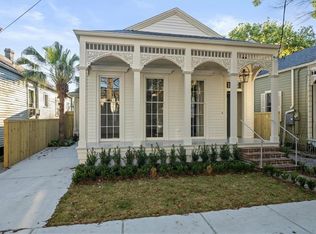 1121 Dufossat St, New Orleans, LA 70115