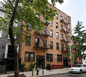Rented by Living New York