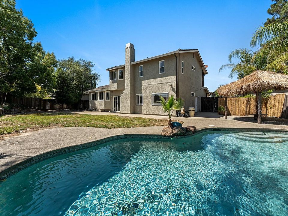 1st image of 8324 Crestshire Cir