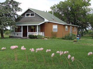 11556 39th St, Perry, KS 66073