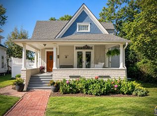 1525 SW College Ave, Topeka, KS 66604