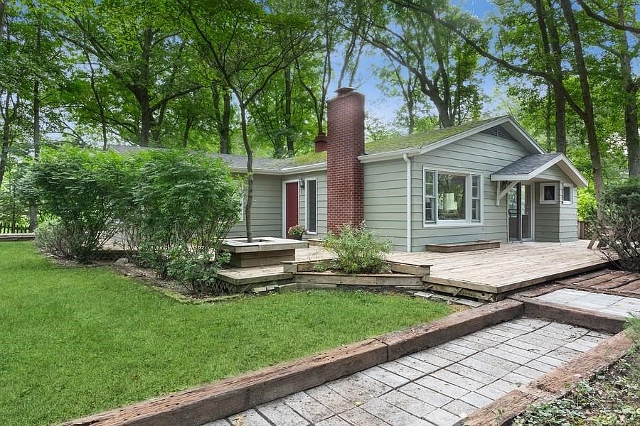 1st image of 19349 Highland Dr