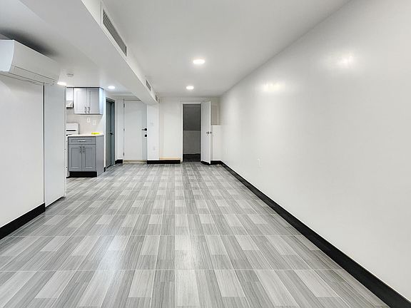 2nd image of 108 Bay 8th St #1