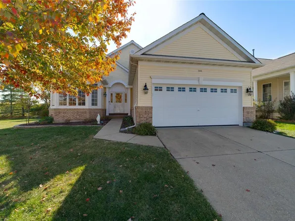 2060 Hawks Landing Dr #S, Lake Saint Louis, MO 63367