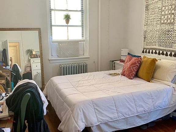 2nd image of 31-38 29th St #11