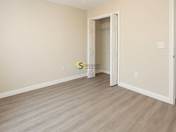 4th image of 12816 SW 31st Avenue Rd