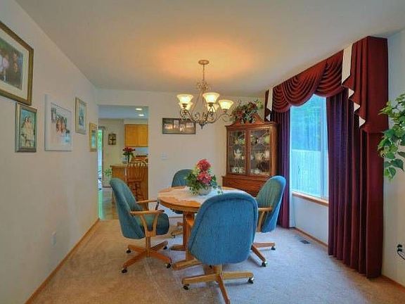 Spacious dining room