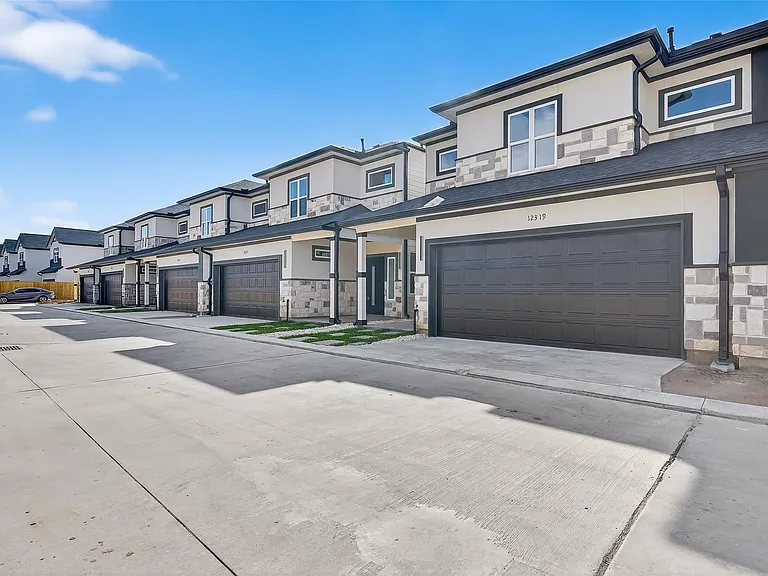 12319 New Jordan Ln — Photo 2