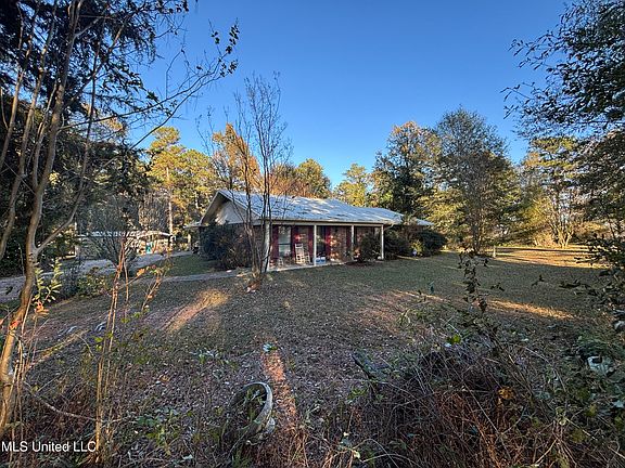 2nd image of 456 County Road 29