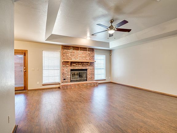 3rd image of 1240 SW 132nd Pl