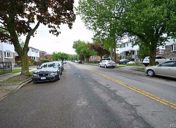 5th image of 1527 Stadium Ave