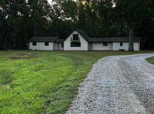 4988 S Robinson Pl, West Terre Haute, IN 47885