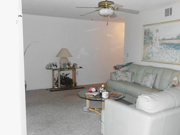 3rd image of 4740 Lake Waterford Way W #1-112
