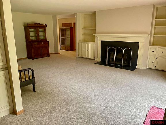 5th image of 436 Glenview Ct