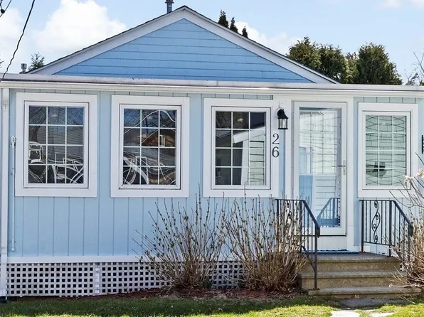 26 Virginia St, Marshfield, MA 02050