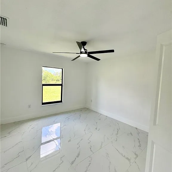 670 Chemstrand St E — Photo 28