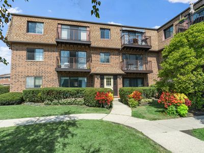 406 E Kensington Rd, Mount Prospect, IL, 60056