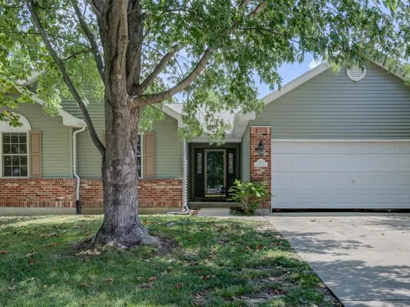 1236 Saint Matthew Ave, O'Fallon, MO 63366