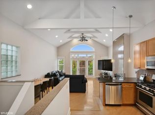 1856 W Armitage Ave #3, Chicago, IL 60622