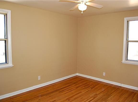 4th image of 103 Robin Hood Dr