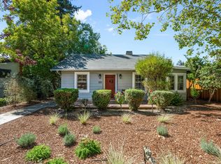 325 1st St, Healdsburg, CA 95448