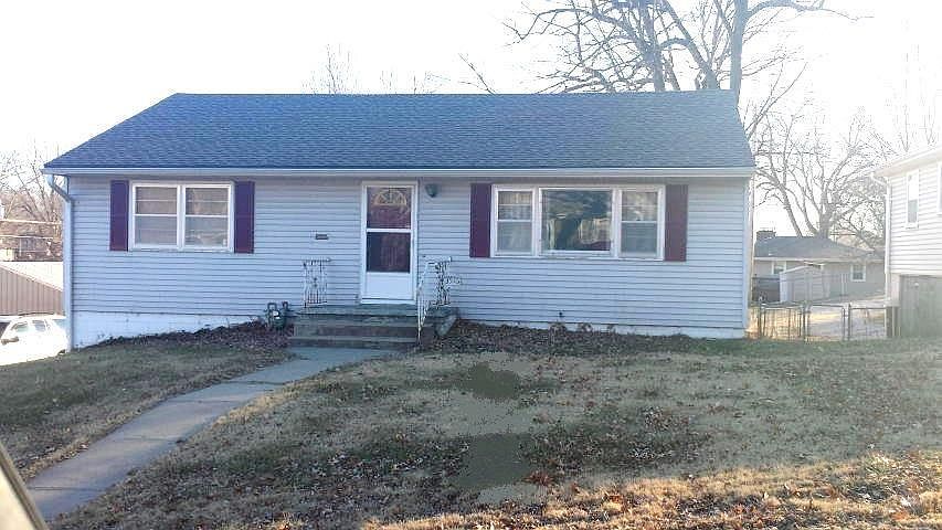 1st image of 3516 Sacramento St
