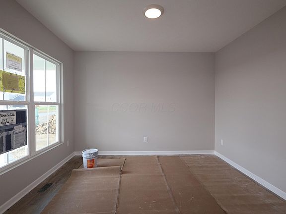 2nd image of 793 Hilton Dr