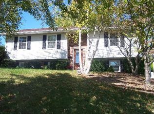 170 E Ridge Rd, Wytheville, VA 24382