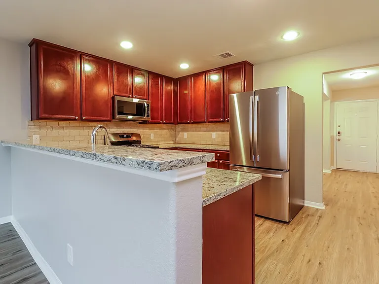 9952 Swallow Dr — Photo 9