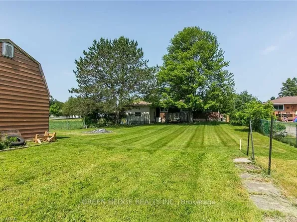 34 Stanley Ave, Kitchener, ON N2K 1C5