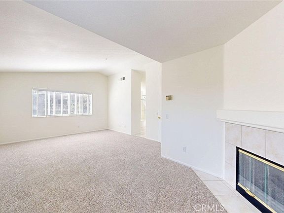 4th image of 1459 Sutherland Dr